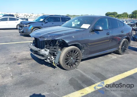 2022 BMW X6 xDrive40I z USA, uszkodzony, nr VIN 5UXCY6C05N9M69655